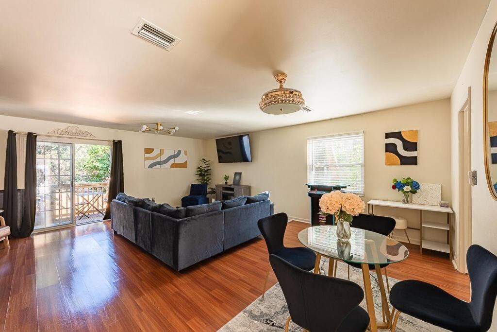 Elegant Townhome Retreat With King Bed Near I-10, Capitol, Fsu & Famu Tallahassee Buitenkant foto